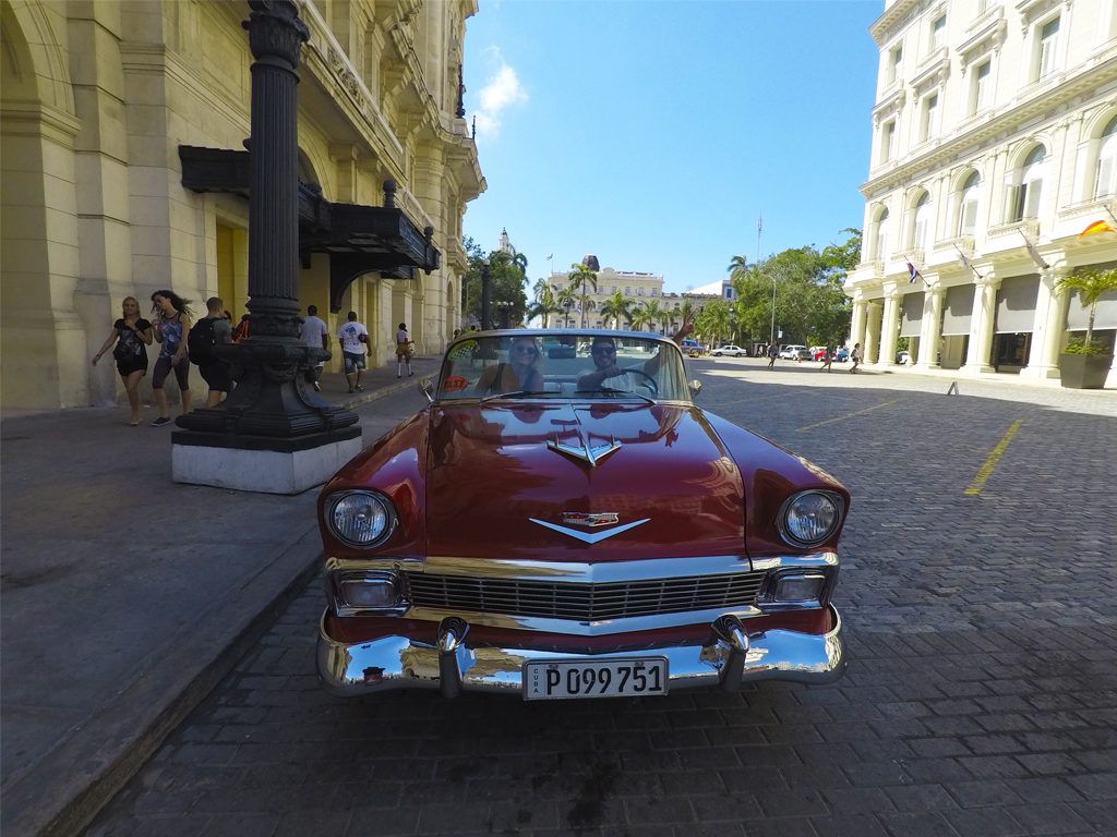 Chevrolet Conversível em Havana